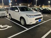 2014 MITSUBISHI OUTLANDER PHEV