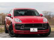 2022 PORSCHE MACAN