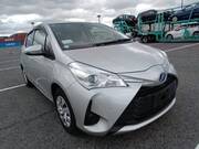 2019 TOYOTA VITZ