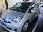 2011 TOYOTA RACTIS G