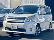2008 TOYOTA NOAH