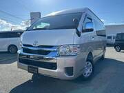 2025 TOYOTA HIACE WAGON
