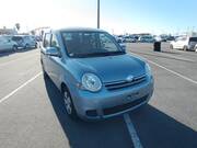 2011 TOYOTA SIENTA X