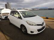 2014 TOYOTA VITZ F