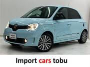 2022 RENAULT TWINGO