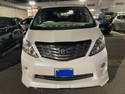 2011 TOYOTA ALPHARD