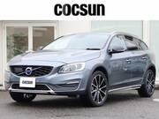 2018 VOLVO V60