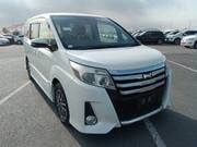 2014 TOYOTA NOAH SI