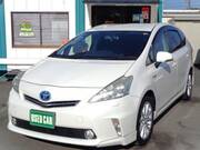 2013 TOYOTA PRIUS ALPHA