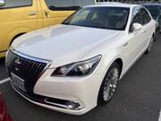 2013 TOYOTA CROWN MAJESTA