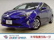 2017 TOYOTA PRIUS