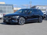2024 VOLVO V60