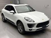 2015 PORSCHE MACAN