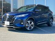 2023 NISSAN KICKS