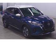 2023 NISSAN KICKS