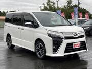 2019 TOYOTA VOXY