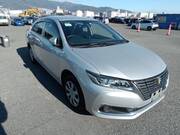 2018 TOYOTA PREMIO F