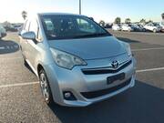 2012 TOYOTA RACTIS X