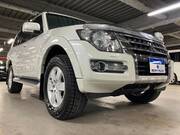 2014 MITSUBISHI PAJERO