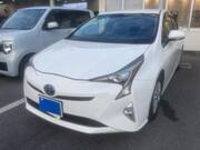 2016 TOYOTA PRIUS S