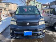 2004 TOYOTA VOXY Z