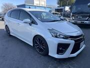 2015 TOYOTA PRIUS ALPHA