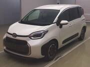 2022 TOYOTA SIENTA