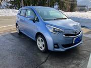 2014 TOYOTA RACTIS G