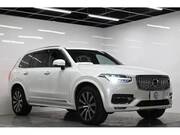 2022 VOLVO XC90