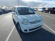 2009 TOYOTA SIENTA X LIMITED