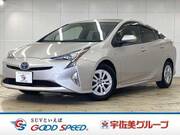 2016 TOYOTA PRIUS S
