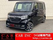 2017 HONDA N-BOX CUSTOM