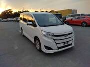 2019 TOYOTA NOAH X