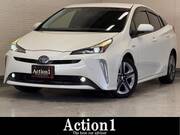 2019 TOYOTA PRIUS