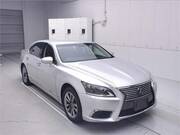 2013 LEXUS LS