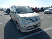 2005 TOYOTA NOAH X
