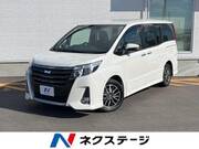 2017 TOYOTA NOAH