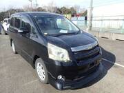 2009 TOYOTA NOAH S