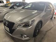 2015 TOYOTA CROWN HYBRID