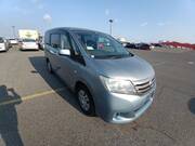 2013 NISSAN SERENA
