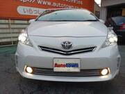 2013 TOYOTA PRIUS ALPHA