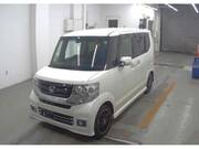 2017 HONDA N-BOX CUSTOM