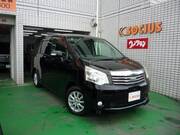 2012 TOYOTA NOAH YY