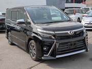 2018 TOYOTA VOXY