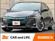 2017 TOYOTA PRIUS PHV