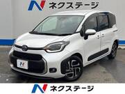 2025 TOYOTA SIENTA