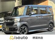 2017 HONDA N-BOX CUSTOM