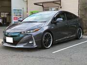 2017 TOYOTA PRIUS PHV