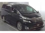 2013 TOYOTA VELLFIRE