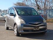 2005 TOYOTA RACTIS G L PACKAGE